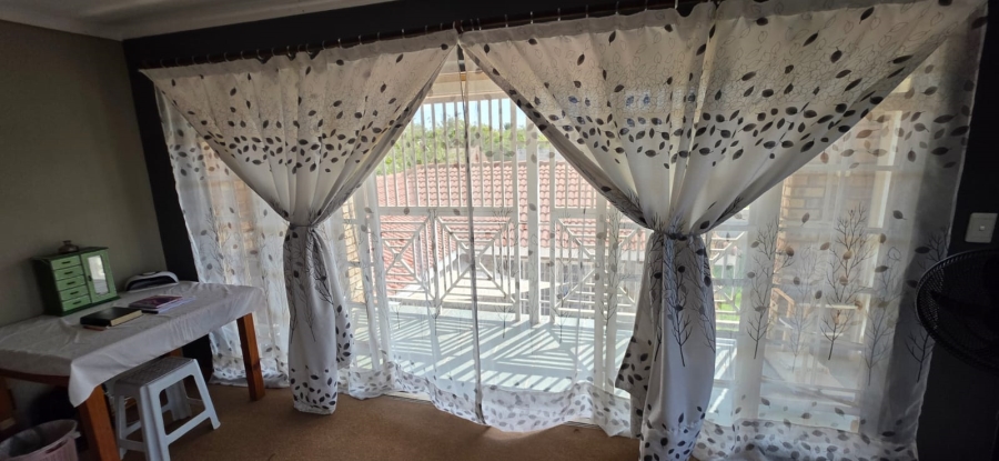 4 Bedroom Property for Sale in Miederpark North West